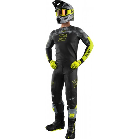 CONJUNTO SHOT CONTACT PATROL BLACK NEON YELLOWCAMISETA PANTALON